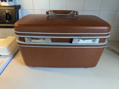 Estuche de tren Samsonite vintage marrón con espejo - sin llave ni bandeja superior - alrededor de los años 70 Foto 1 de 4