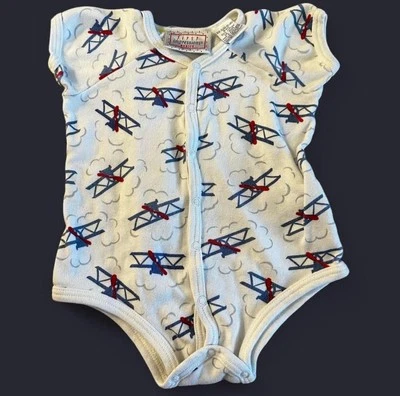 Mameluco bebé First Impressions vintage talla 16 meses (23-26 libras) Foto 1 de 3