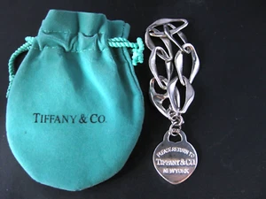 Brazalete Tiffany & Co. Plata de Ley 925 Corazón Etiqueta Dije Brazalete (28 g) - Imagen 1 de 13