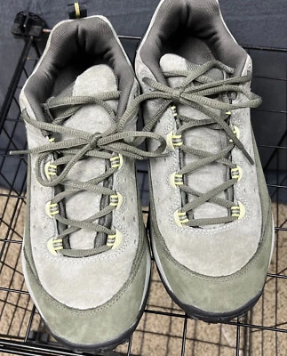 Merrell Womans Sz 10 Hiking Boot Olive Green Camping Rugged Suede Walking - Image 1 of 4