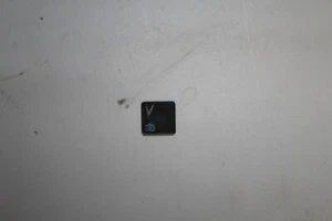 Asus G73 Keyboard Single Button With Hanger Mount Key Letter V - Picture 1 of 2