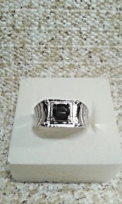 ANILLO TAILANDÉS ESPINELA NEGRA ACERO INOXIDABLE HOMBRE (TALLA 12 1/2) TGW 0.50 CTS Foto 1 de 4