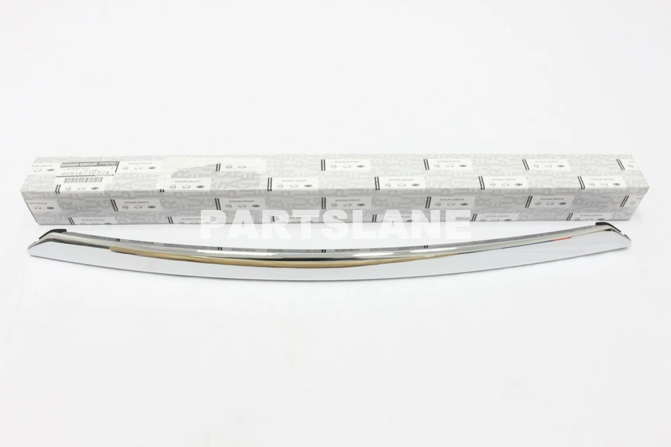 Acabador de puerta trasera central genuino Infiniti QX70 FX37 FX50 FX35 OEM 90816-1CJ0A Foto 1 de 3