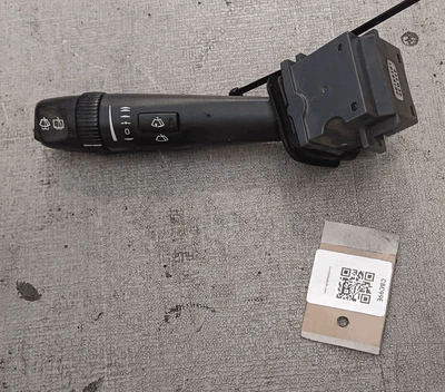 Blocco comandi tergicristalli  VOLVO V70/XC70 2.4 D5 20V (120Kw) SW c8c99e - Immagine 1 di 3