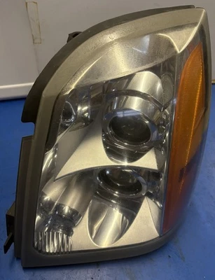 04-09 Cadillac SRX Lado del Conductor Faro Izquierdo Faro Luz Lámpara Halógena Foto 1 de 4