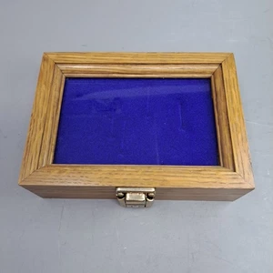 Abschließbare Vitrine Schattenkasten Glas Holz mit Schlüssel kleine Auszeichnung Patch Militär Pin - Bild 1 von 11