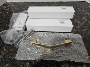 NEU IM KARTON - 4 Verjüngung Bumerang 4" gealterte Messing Schubladengriffe - Verkaufe 4 - Bild 1 von 4