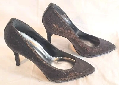 *Stuart Weitzman Mujer 10 Zapatos de salón Tacones Gris Brillo Cuero Rayas Stiletto Usado en Excelente Condición Foto 1 de 4