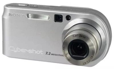 Sony Cyber-shot DSC-P200 7.2MP 3x Optical Zoom CCD Digital Camera - Silver - Image 1 of 3
