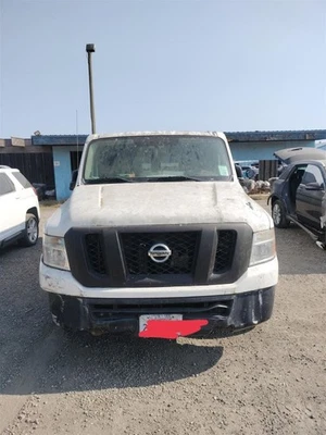 Brazo limpiaparabrisas delantero derecho Nissan NV2500 2012 Foto 1 de 4