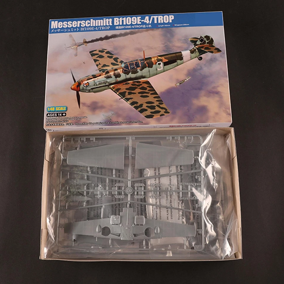 1/48 Messerschmitt Bf109E-4/TROP Helicopter Static Aircraft Plastic KIT Model - Image 1 of 4