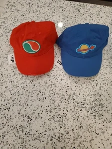 LEGO VIP Edición Limitada Promo Sombreros Lote 2x Etiquetas Nuevas Nuevo Con Etiquetas Espacio Octano - Imagen 1 de 10