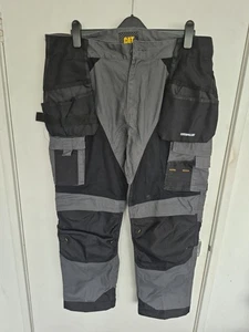 Caterpillar Men’s Work Trousers Size 40x30 Carpenter Style Preowned - Picture 1 of 10