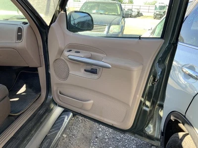 Panel de moldura interior de puerta delantera derecha usado se adapta a: Ford Explorer 2001 grado A Foto 1 de 4