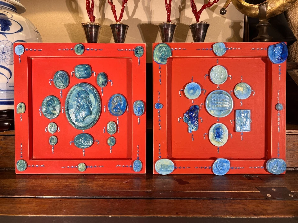 Par de Neoclássico Grand Tour Faux Blue Faiança Intaglio Conjunto em Molduras Pintadas - Imagem 1 de 4