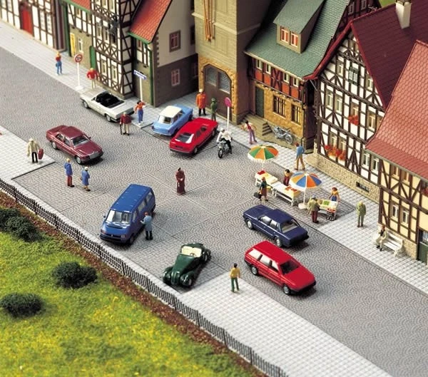 Busch 6032 HO Scale Old Town Square -- 200 x 160mm - Image 1 of 1
