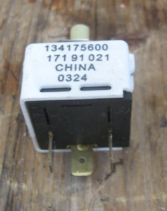 Frigidaire Electrolux Washer Switch Control 134175600 131908500 - Picture 1 of 2