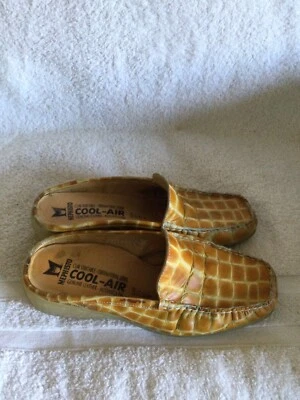 MEPHISTO CLÁSICO MULTICOLOR CHAROL COCODRILO ESTAMPADO CONFORT MULA ZUECO TOBOGÁN 6 EE. UU. Foto 1 de 4