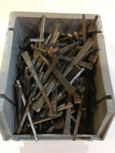 FLAT NAILS VINTAGE - NEW (UNUSED) - Picture 1 of 2