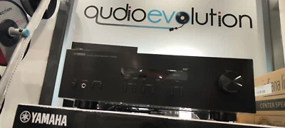 Yamaha RS202D  Sintoamplificatore DAB Bluetooth SOLO ESPOSTO - Immagine 1 di 4