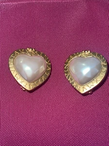 Carolee heart goldtone clip on  earrings Brand New - Picture 1 of 12