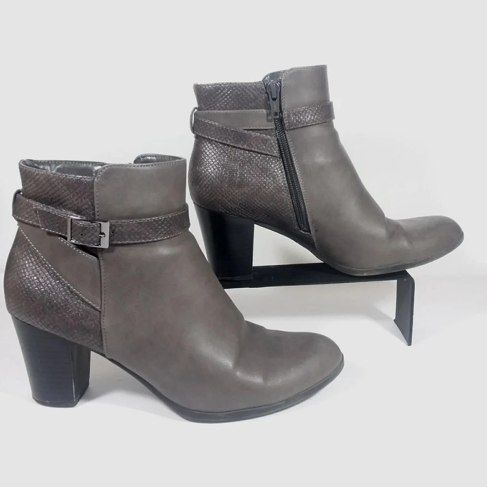 Laura Ashley Boots Womens 8M Gray Faux Snakeskin High Heel Side Zip Booties - Image 1 of 4