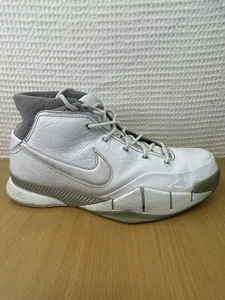 Chaussures basket homme Nike Air Zoom Kobe 1 Uptempo pointure 12 blanc gris requin - Photo 1/18