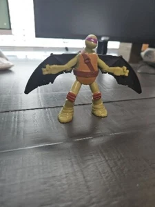 Teenage Mutant Ninja Turtle Donatello 4" Winged Action Figure McDonald's 2016 - Picture 1 of 5