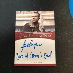 JOE DEMPSIE AUTOGRAPH GAME OF THRONES RITTENHOUSE ARCHIVES GENDRY AUTO SIGNED A1 - Picture 1 of 2