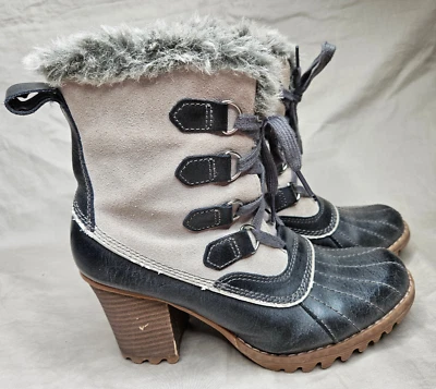 Skechers Duck Boots Womens 7.5 Beige Black Suede Leather Faux Fur Lining Heels - Image 1 of 4