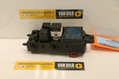 CAJA FUSIBLES MITSUBISHI SPACE STAR (DG) MPV 1.3 16V (4G13) 2000 0G1808034860 Foto 1 de 2