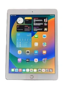 Apple iPad Pro 1st Gen Tablet, 9.7", 32GB, WiFi, Gold, A1673 - Picture 1 of 8