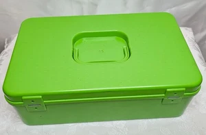 Wilson Vintage Wil-Hold grün Kunststoff Nähkästchen mit Tablett und Inhalt USA - Bild 1 von 6