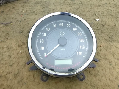 OEM HARLEY DAVIDSON SOFTAIL / DYNA W.G. SPEEDOMETER 67096-12 V.G. COND. - Image 1 of 4
