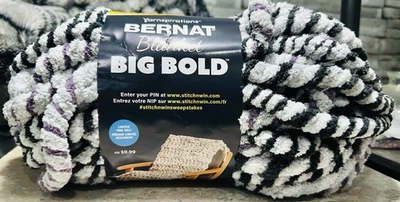 BERNAT BLANKET BIG BOLD 10.5oz/300g 29yds/27m ColorNatureCollection - Image 1 of 3