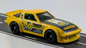 Mazda RX-7 / Yellow / Hot Wheels / Mystery Models / 2018 - Picture 1 of 2