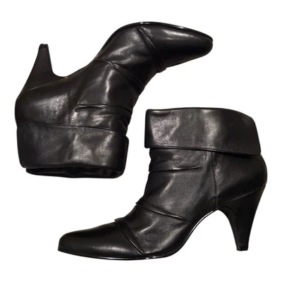 Nuevo de Lote Antiguo Diba "Basha" Botín Botines Cuero Negro Plegable Pull-on Talla 10  Foto 1 de 4