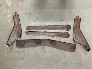 1968 1969 MERCURY MONTEGO FRONT BUMPER BRACKETS 424 - Picture 1 of 2