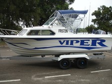 Vickers Easyrider 570 Cabin Cruiser 19ft Boat with 115Hp Yamaha Outboard Motor