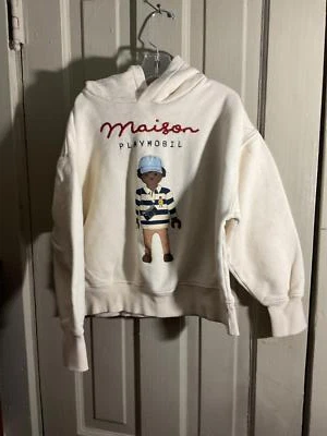 Zara Maison Playmobil Graphic Hoodie - Stylish Cream Sweatshirt Size 9 - Imagem 1 de 4