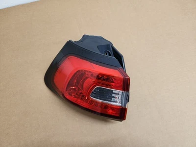 2014-2018 Jeep Cherokee Tail Light Brake Lamp Left LH 68102907AF OEM #H465 - Image 1 of 4