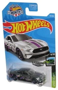 Hot Wheels Speed Blur 4/10 (2017) Silver 2018 Ford Mustang GT Toy Car 113/250 - Picture 1 of 1