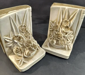 Universal Statuary Chalkware MCM Book & Flowers Bookends (set of 2) VGC - Picture 1 of 10