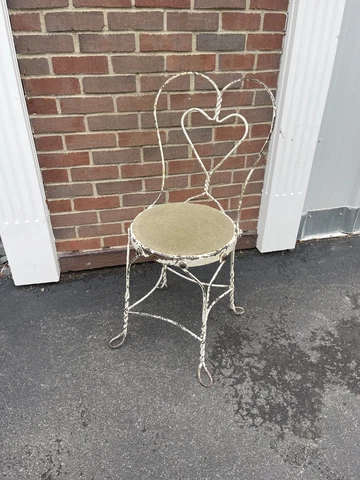Wrought Iron Ice Cream Parlor Chair Heart Back Solid Wood Seat Retro Diner Chic Cover