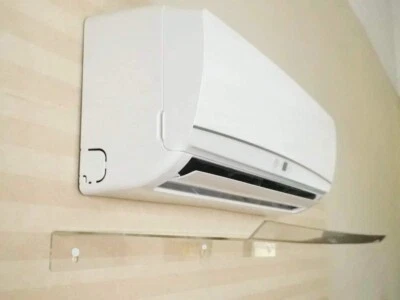 DEFLETTORE/DEVIATORE IN PLEXIGLAS  PER SPLITTER CONDIZIONATORE/CLIMA - Imagen 1 de 2