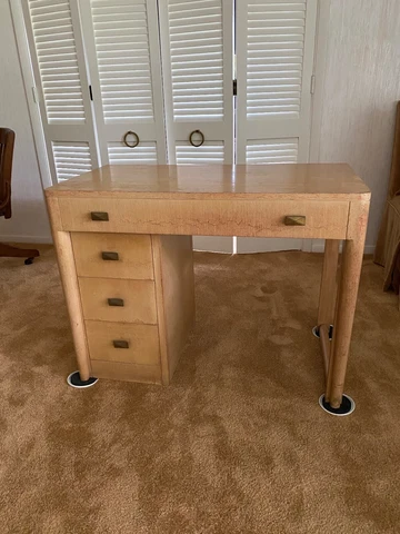 Vintage Saginaw Expand-o-matic Desk with four orig. leaves & custom table pads Cover