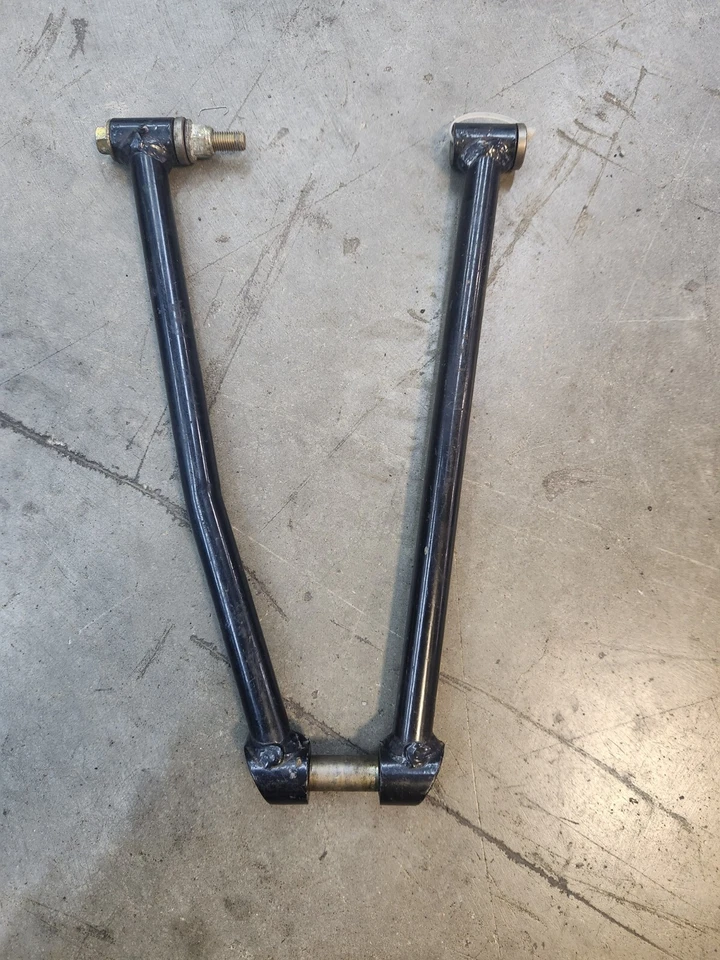 07 08 09 10 11 Arctic Cat F5 F6 F8 F570 Z1 suspensión delantera brazo superior A  Foto 1 de 1