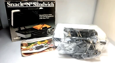 Salton Snack 'N' Sandwich Maker (1991) Model SA5 White- Vintage  New - Image 1 of 4