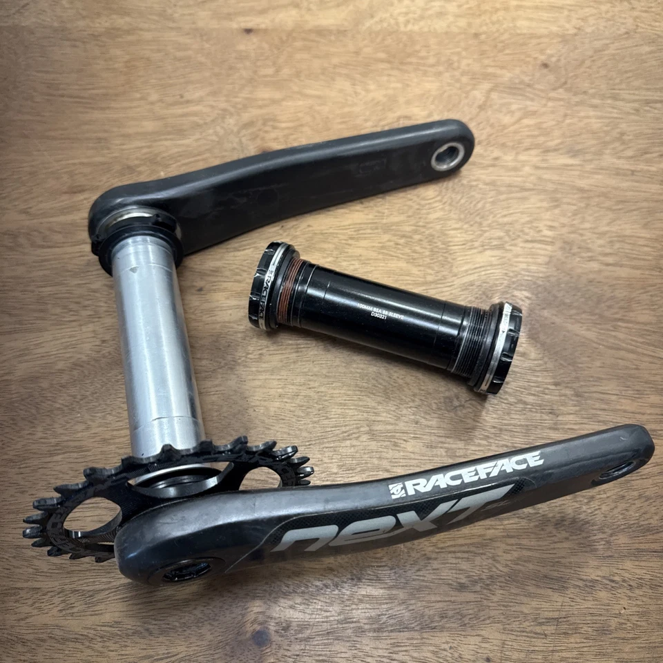 Race Face Next SL 175mm 28t Carbon Fat Bike Crankset 30mm w/ 100mm BB - Image 1 of 4