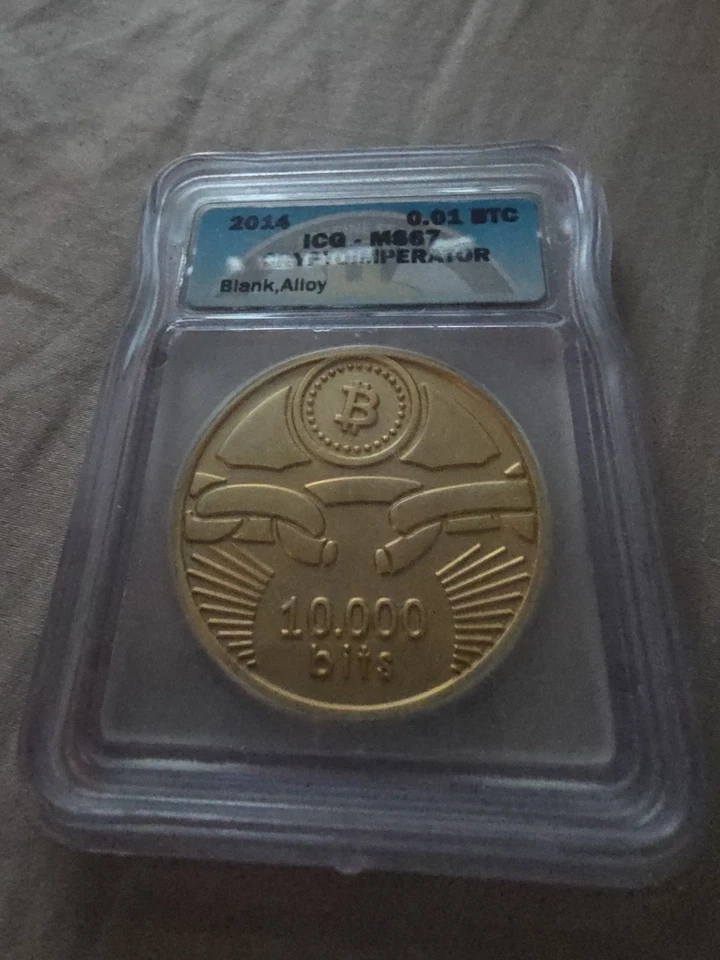 Moneda de 10 k bits CryptoImperator 2014 ICG MS67 pelada sin fondos  Foto 1 de 2